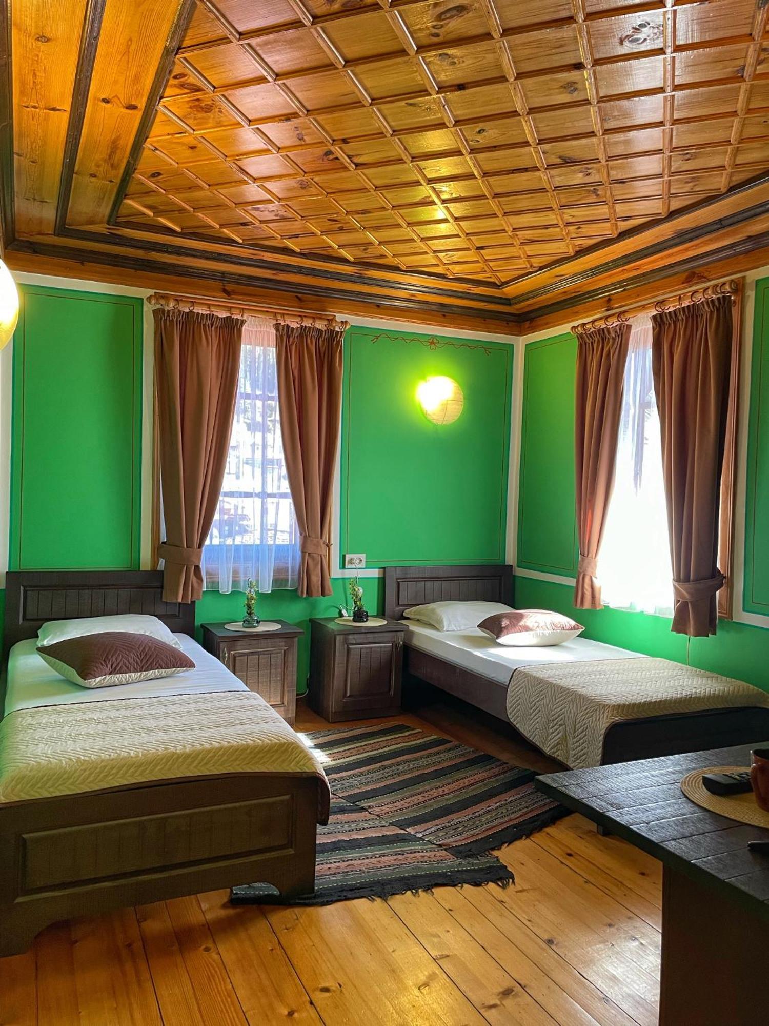 Guest Rooms Colorit Koprivștița Exterior foto